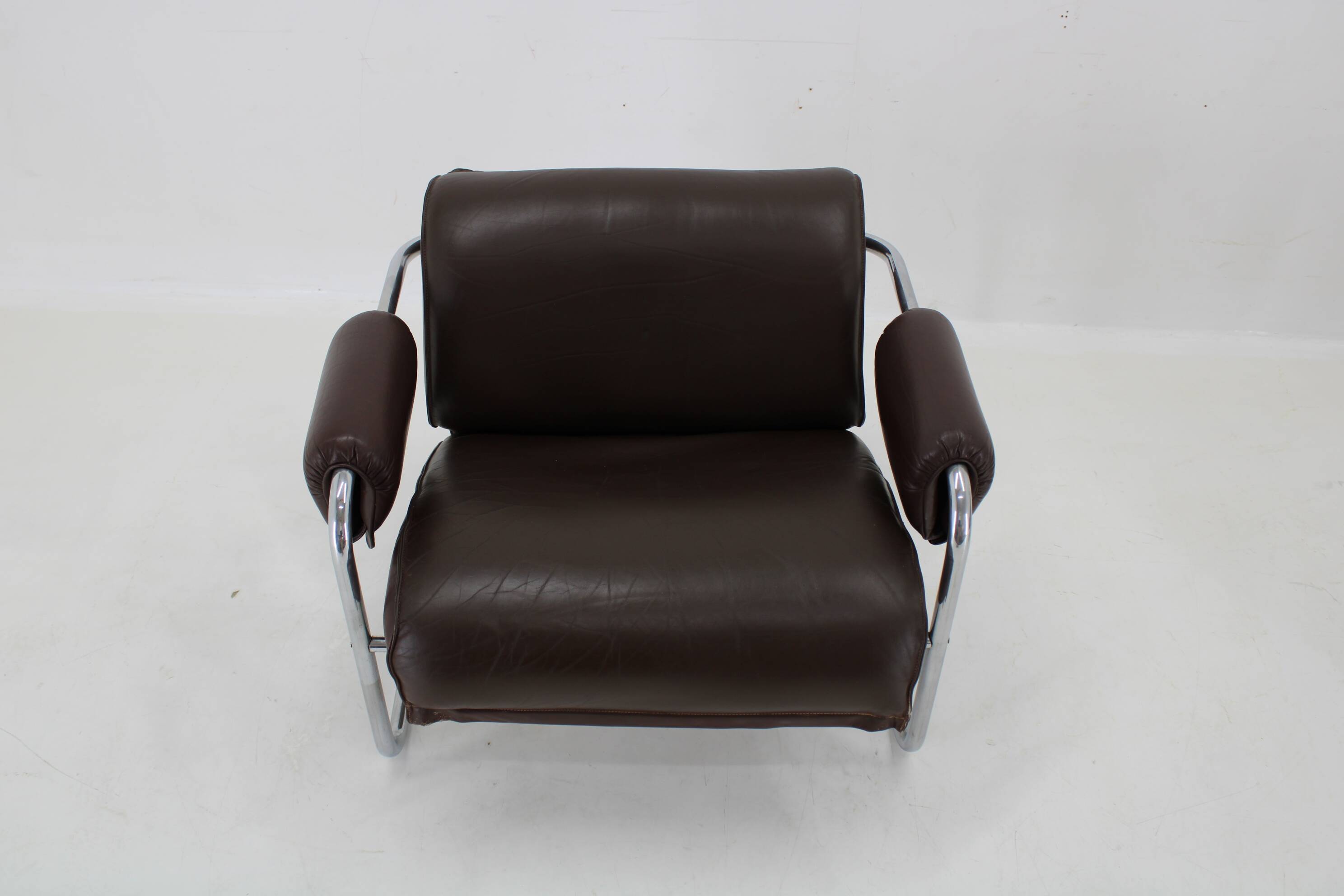 1950s Pair of Tubular Armchairs in Leather, Czechoslovakia