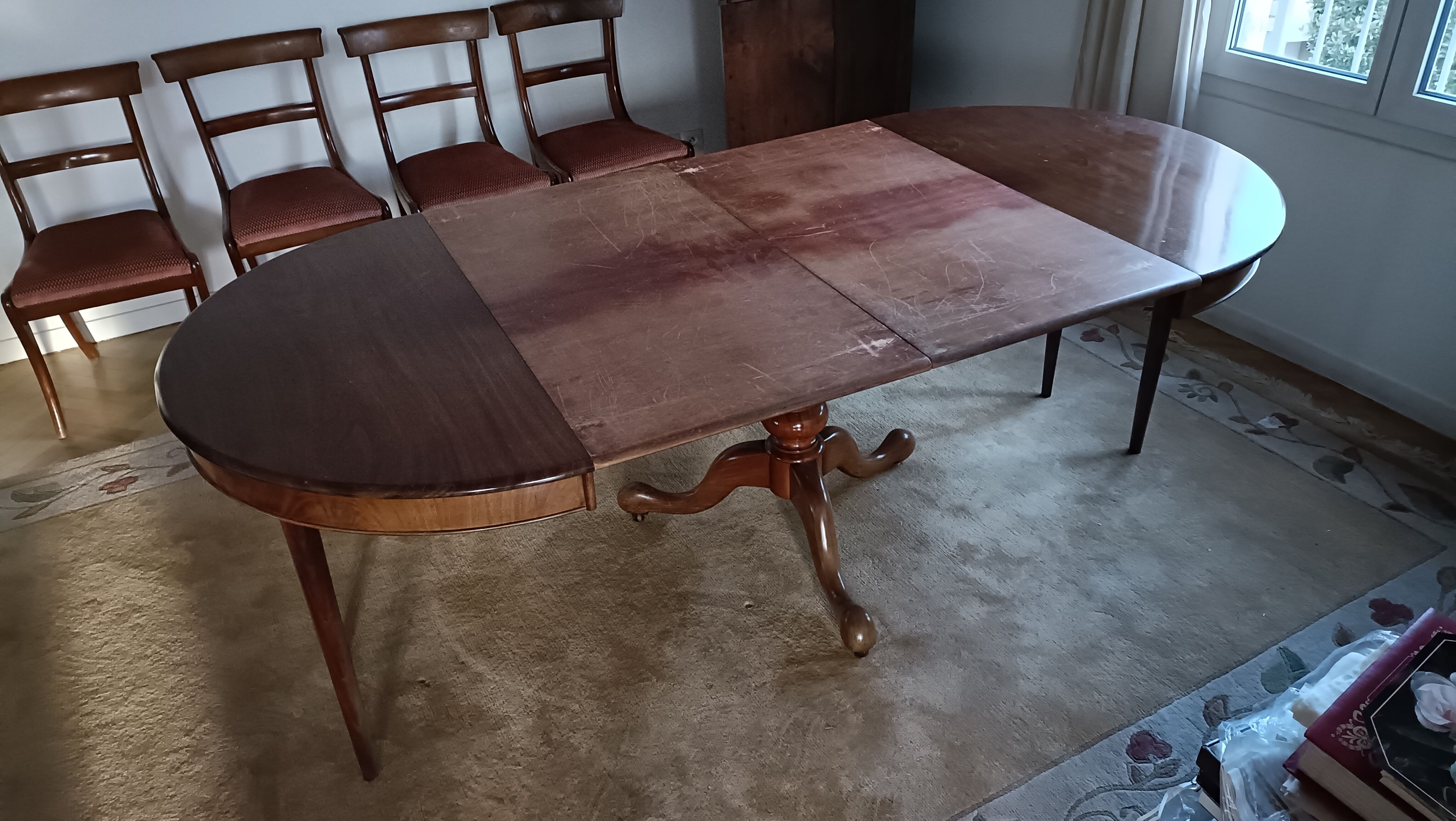 English mahogany table 8/10 people