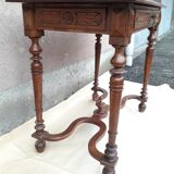 Writing table