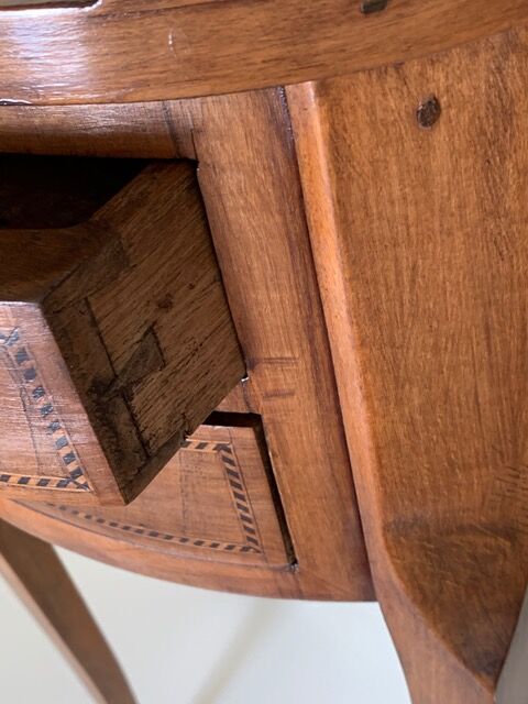 "happiness of the day" side table