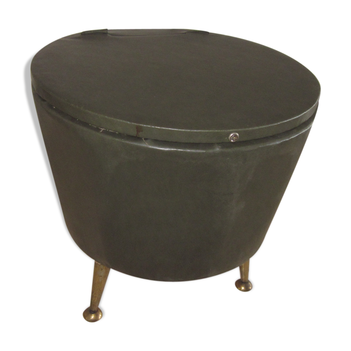 Vintage chest with conical feet