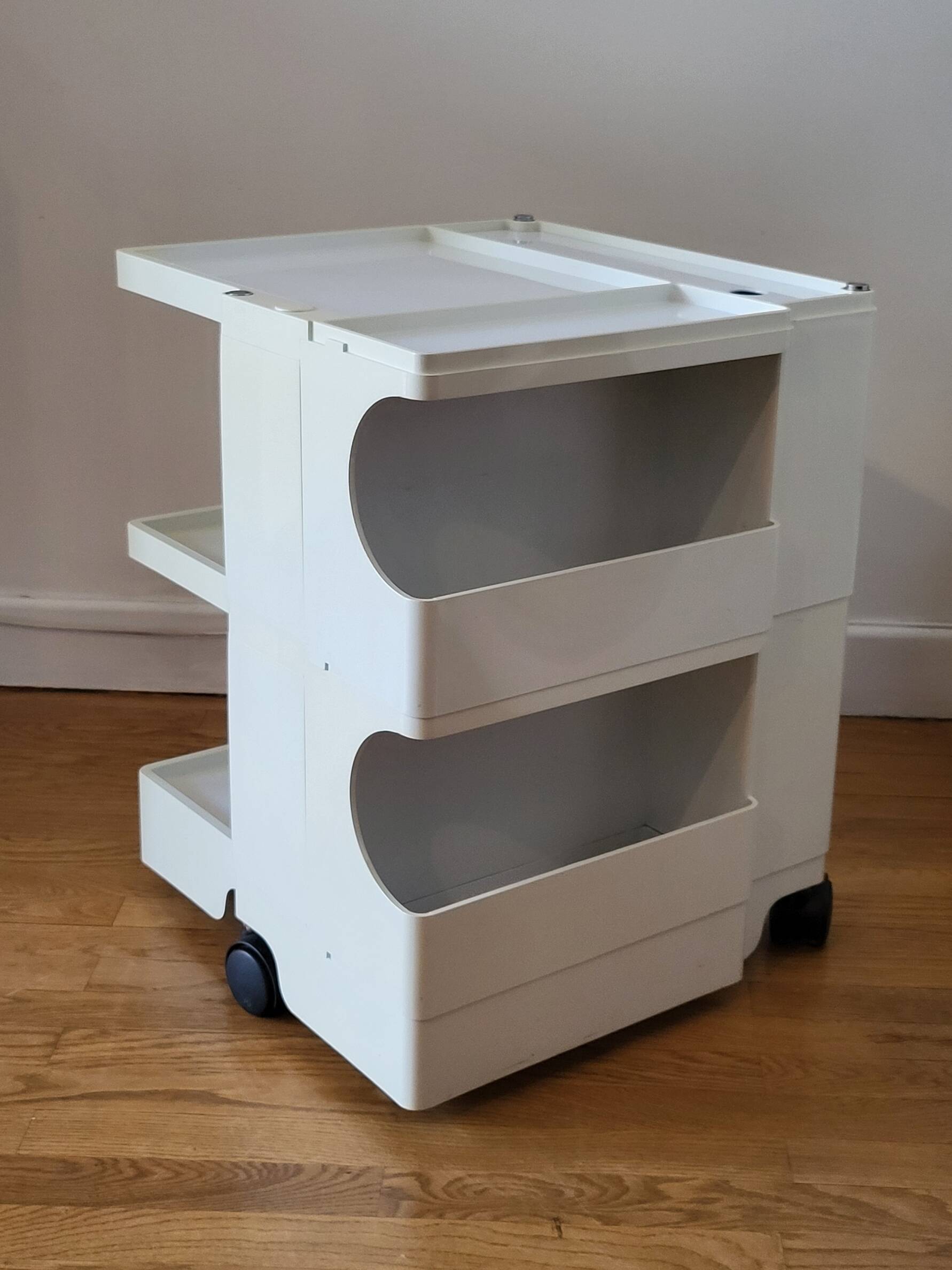 Joe Colombo Boby Off-White Plastic Serving Trolley for Bieffeplast Italy 1968 Space Age