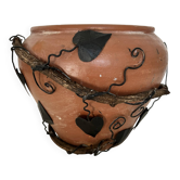 Cache-pot en fer forgé et bois