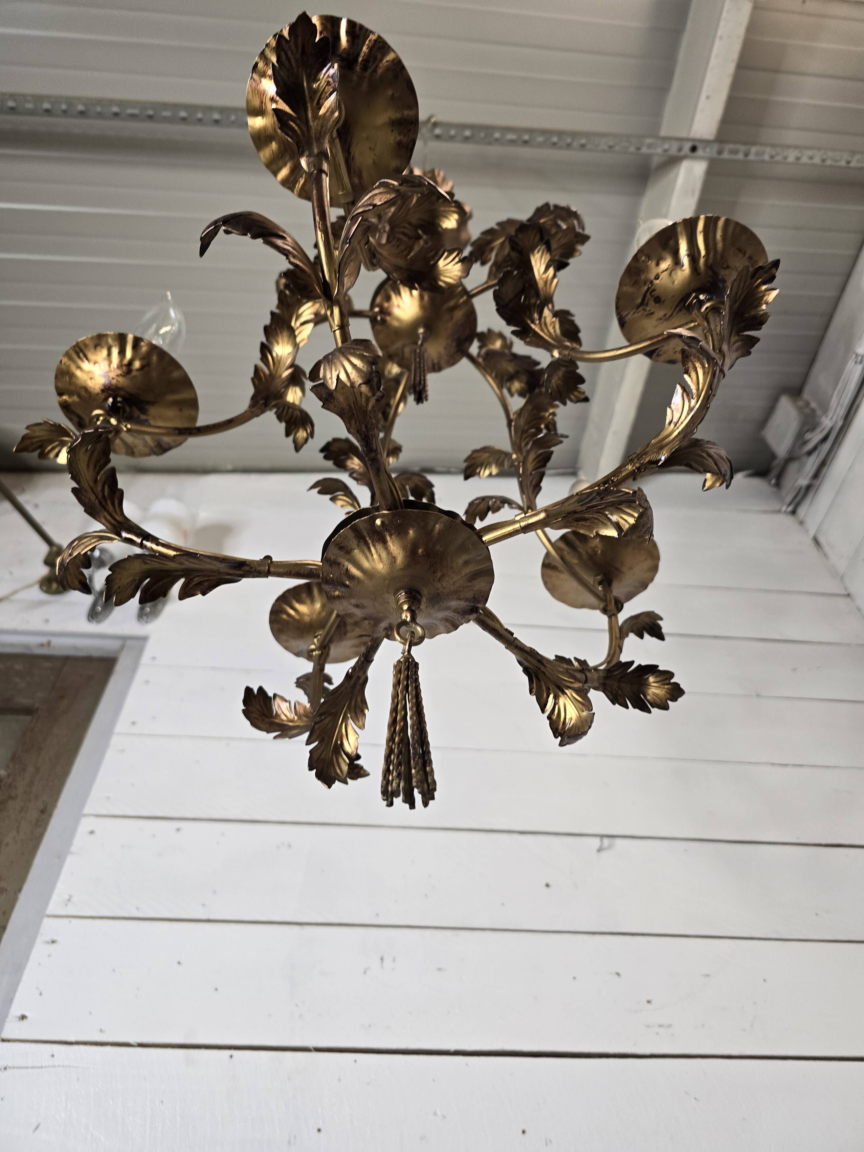 Vintage 5-light foliage chandelier in gold metal