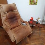 Mid-Century Scandinavian side table / end table