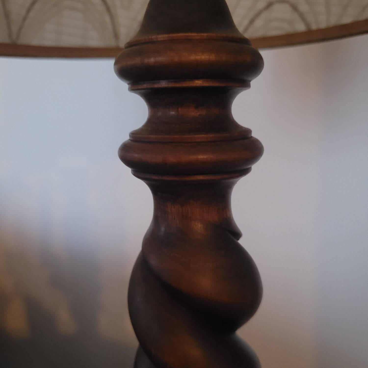 70s spiral turned wood lamp