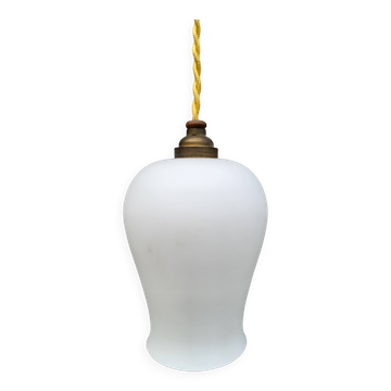 Suspension tulipe verre opalin