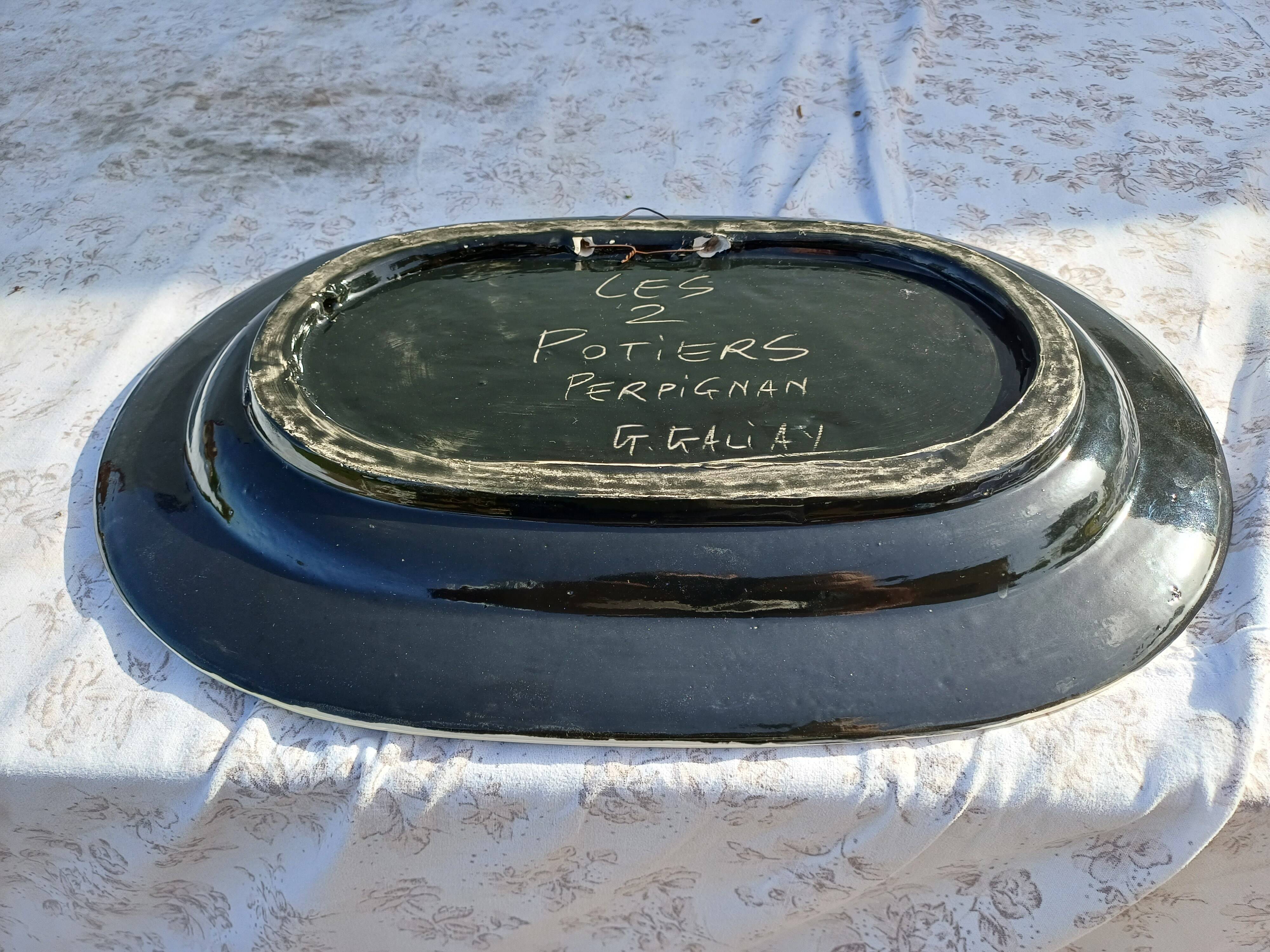 Plat Faience Les 2 Potiers Perpignan G.Galiay