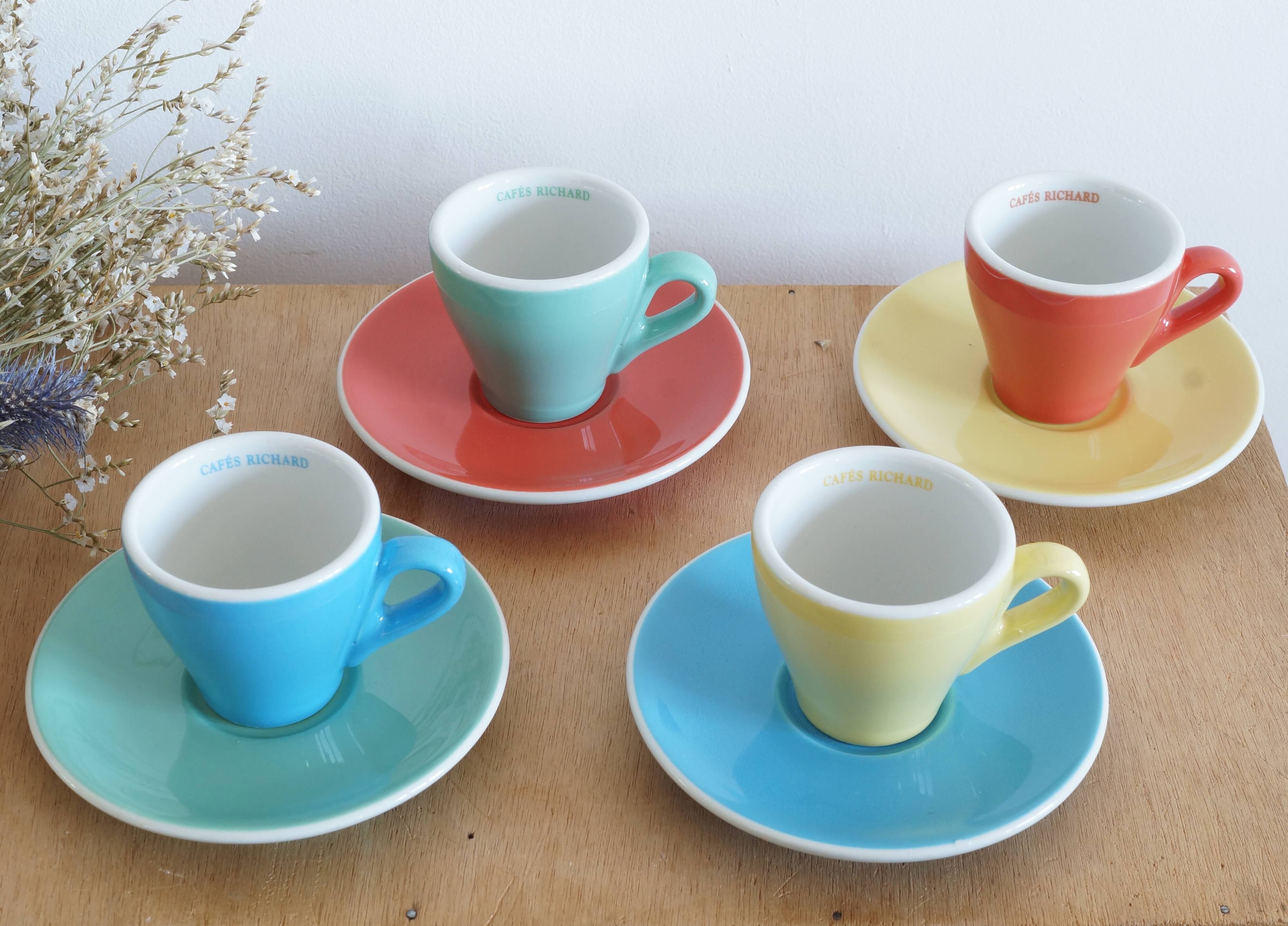 Ensemble de 4 tasses à espresso et soucoupes Cafés Richard