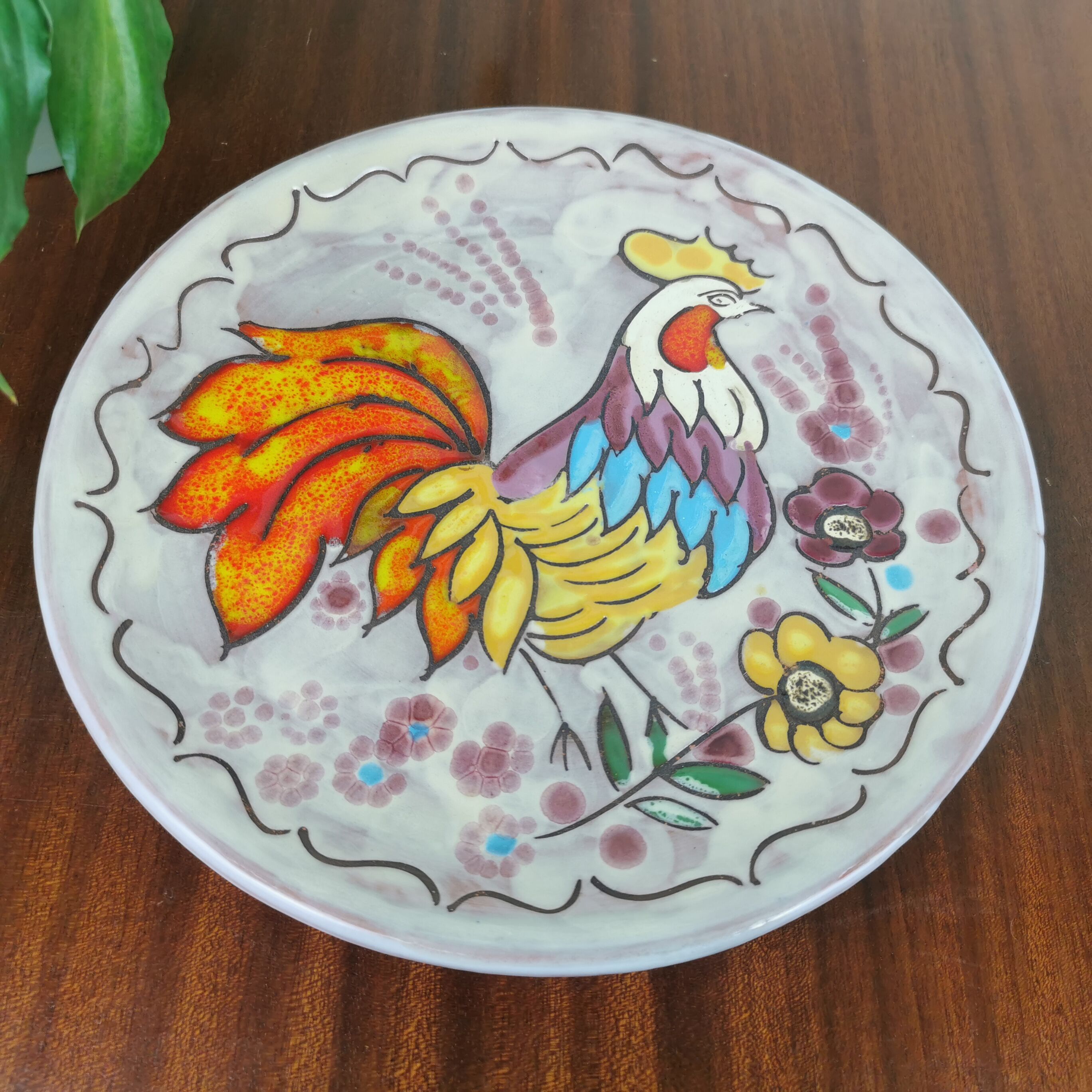 Rooster plate