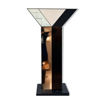 Mirror lamp and plexiglass