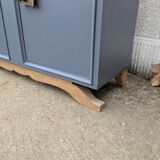 Buffet peint en bleu-gris
