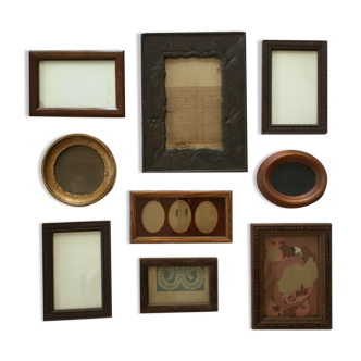 Lot of vintage wooden photo frames