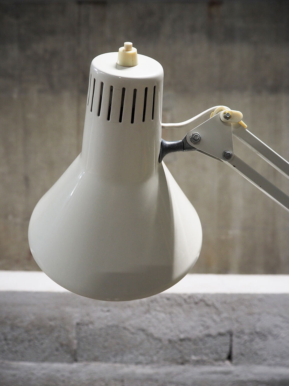 Twist vintage T1 series articulated floor lamp, 70s