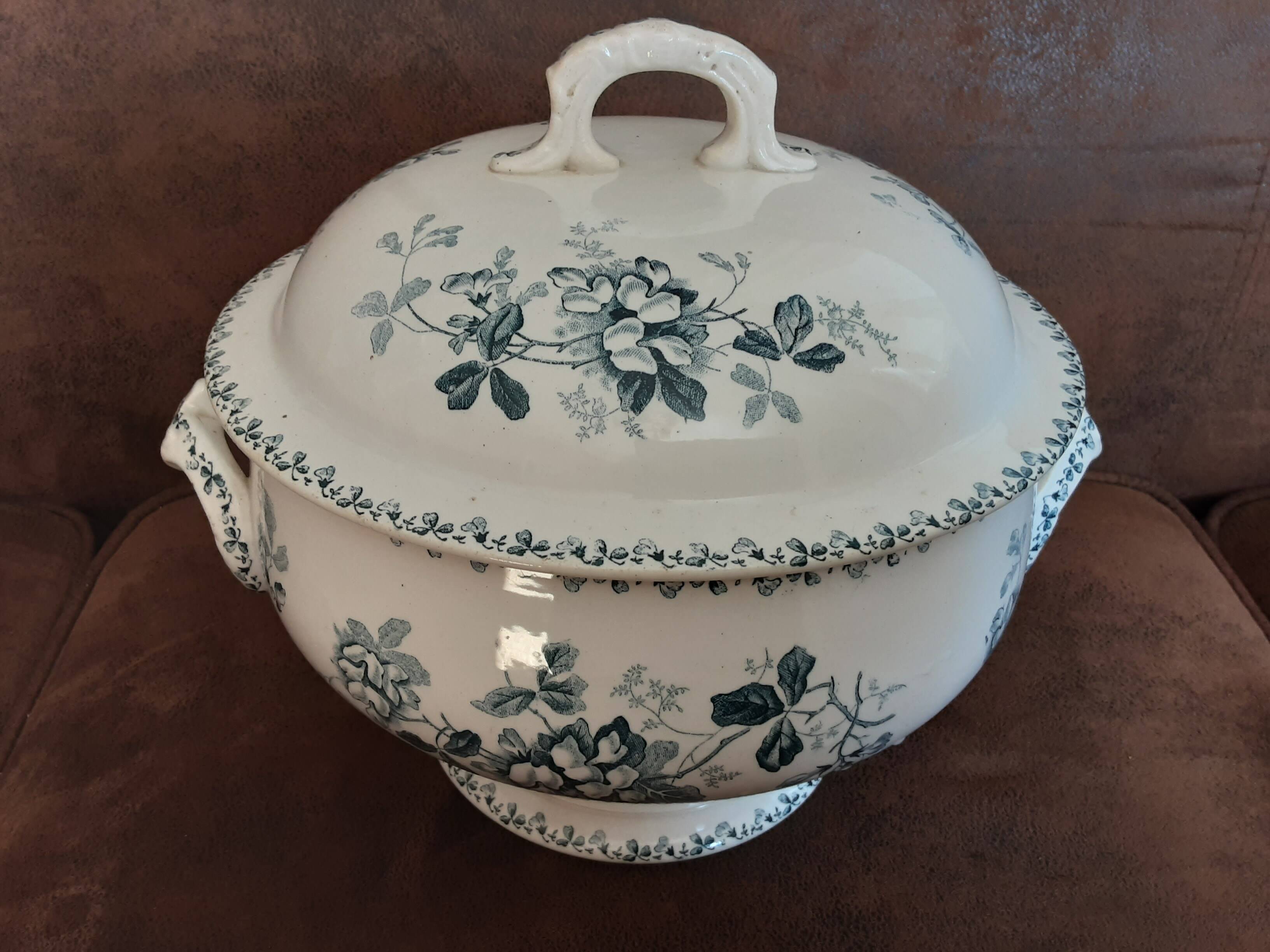 St Amand soup tureen and hamage Acacia
