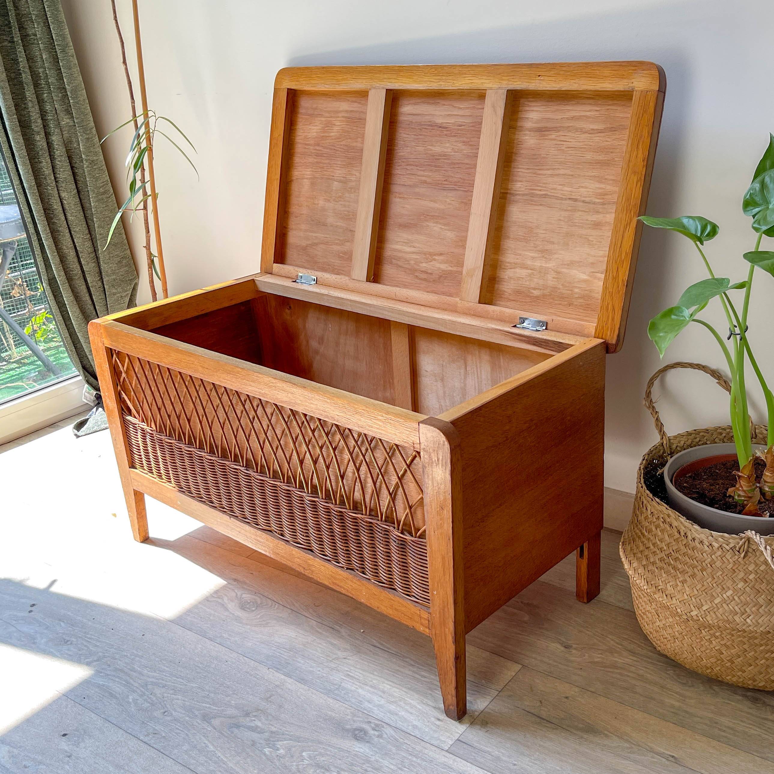 Vintage wooden and rattan storage bench – 1960s – Retro storage bench