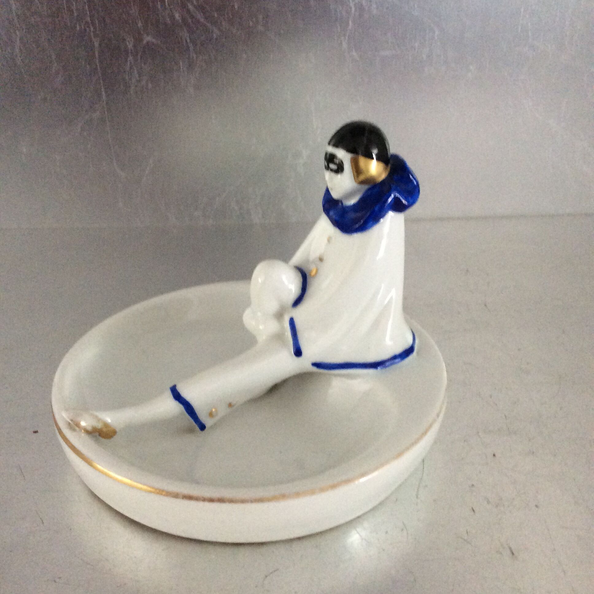 Empty vintage pocket Pierrot porcelain