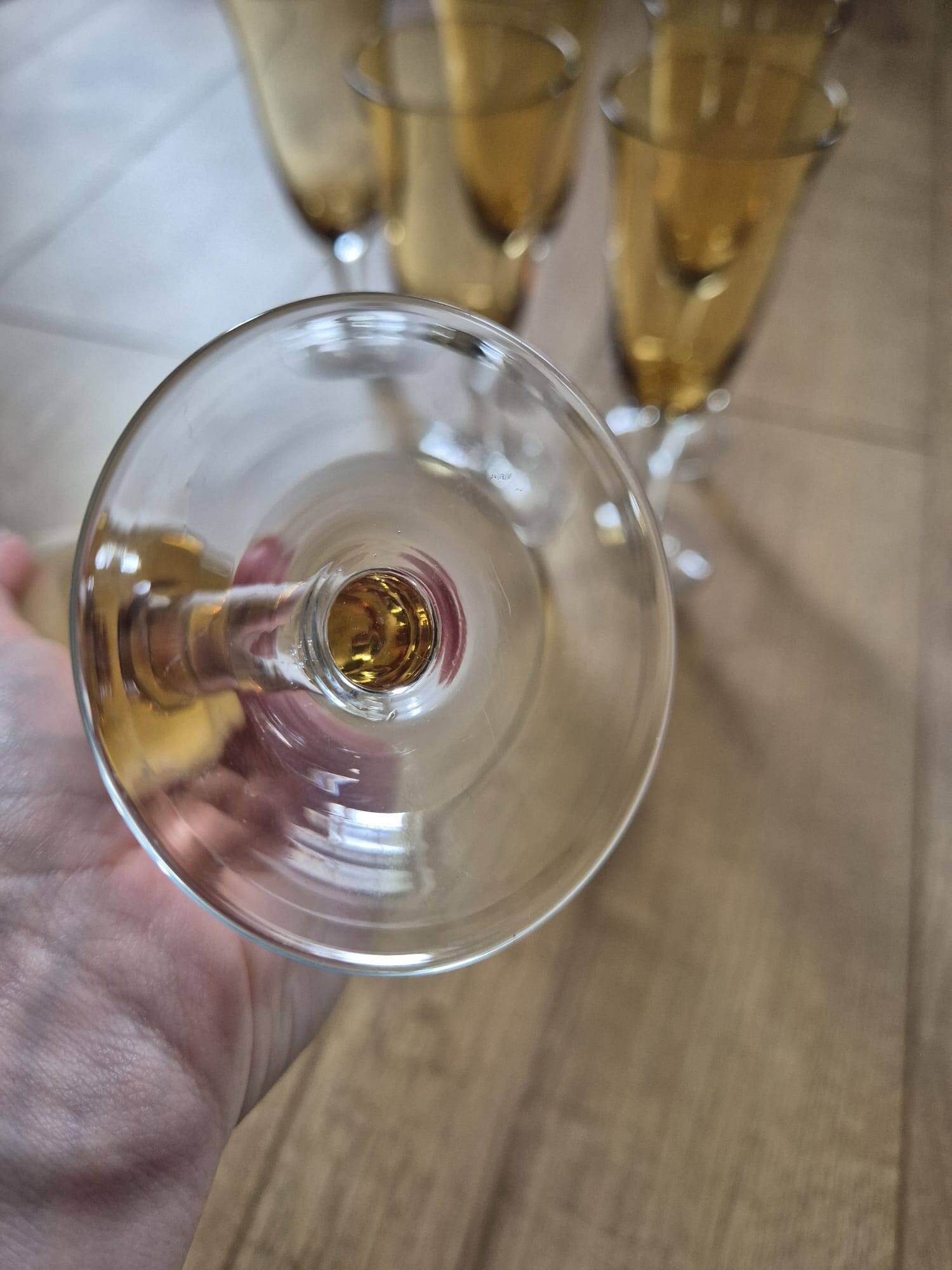 Yellow champagne flutes