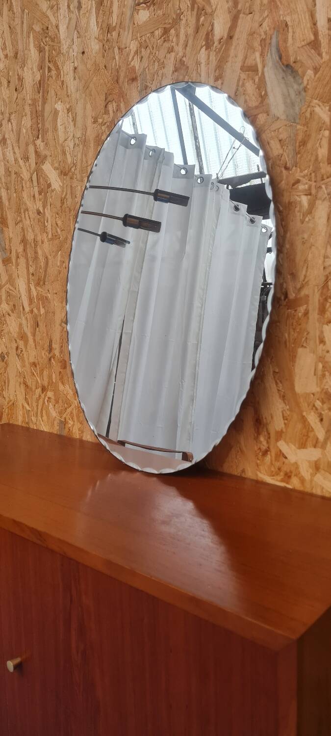 Miroir biseauté ovale 1950