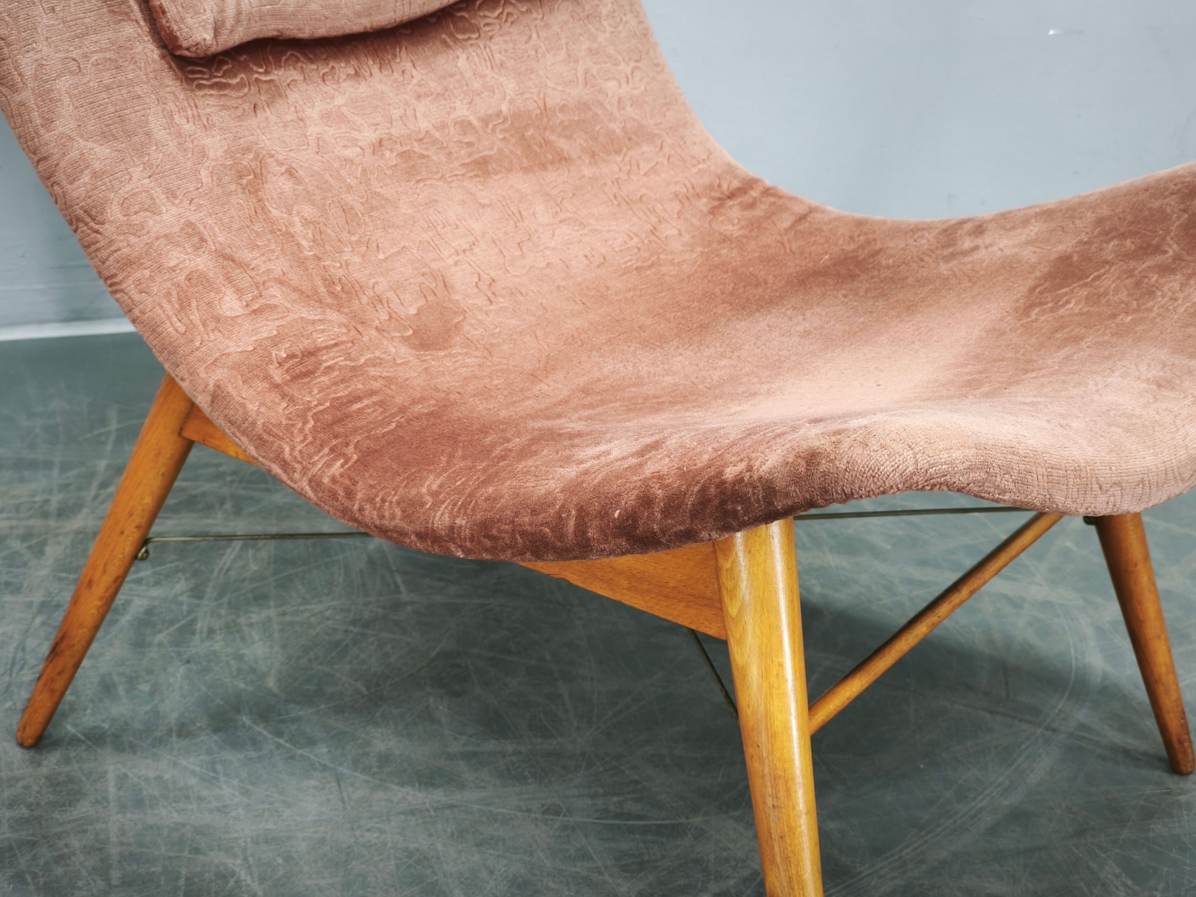 Pair of Miroslav Navrátil Shell Lounge Chairs, Czechoslovakia 1960s