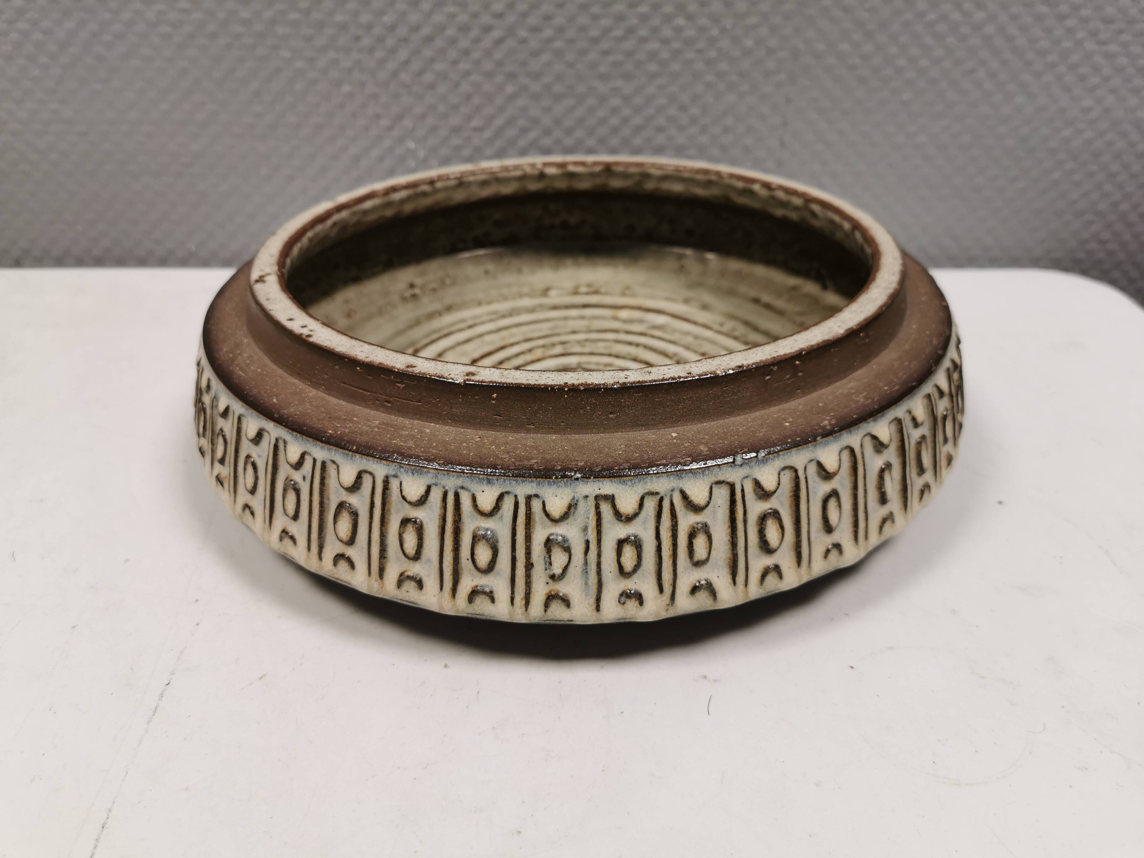 Large dish from Danish Michael Andersen 1970-80s. Stamped (The three fish)