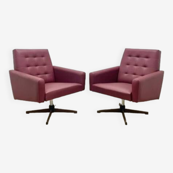 Pair of wine leather rotating armchairs, Vintage Czech 1970s