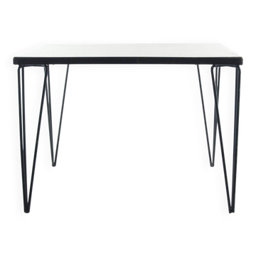 Table d'appoint vintage en métal et bois des années 60 – Design minimaliste