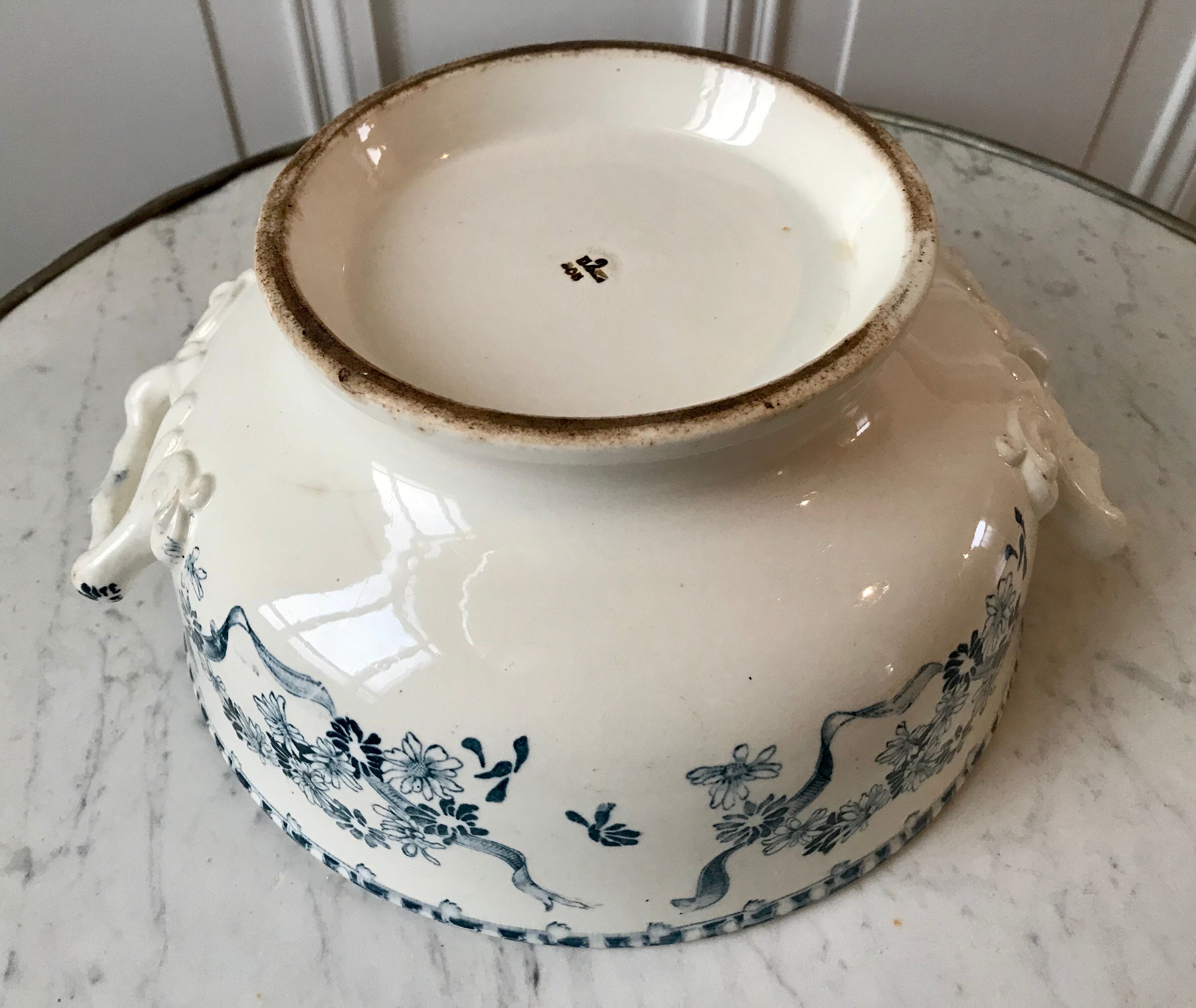 Salad bowl Iron Earth late nineteenth