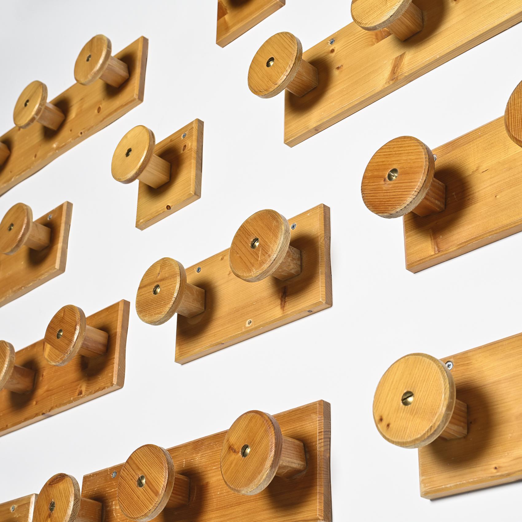 Set of solid pine wall hooks, France, circa 1970