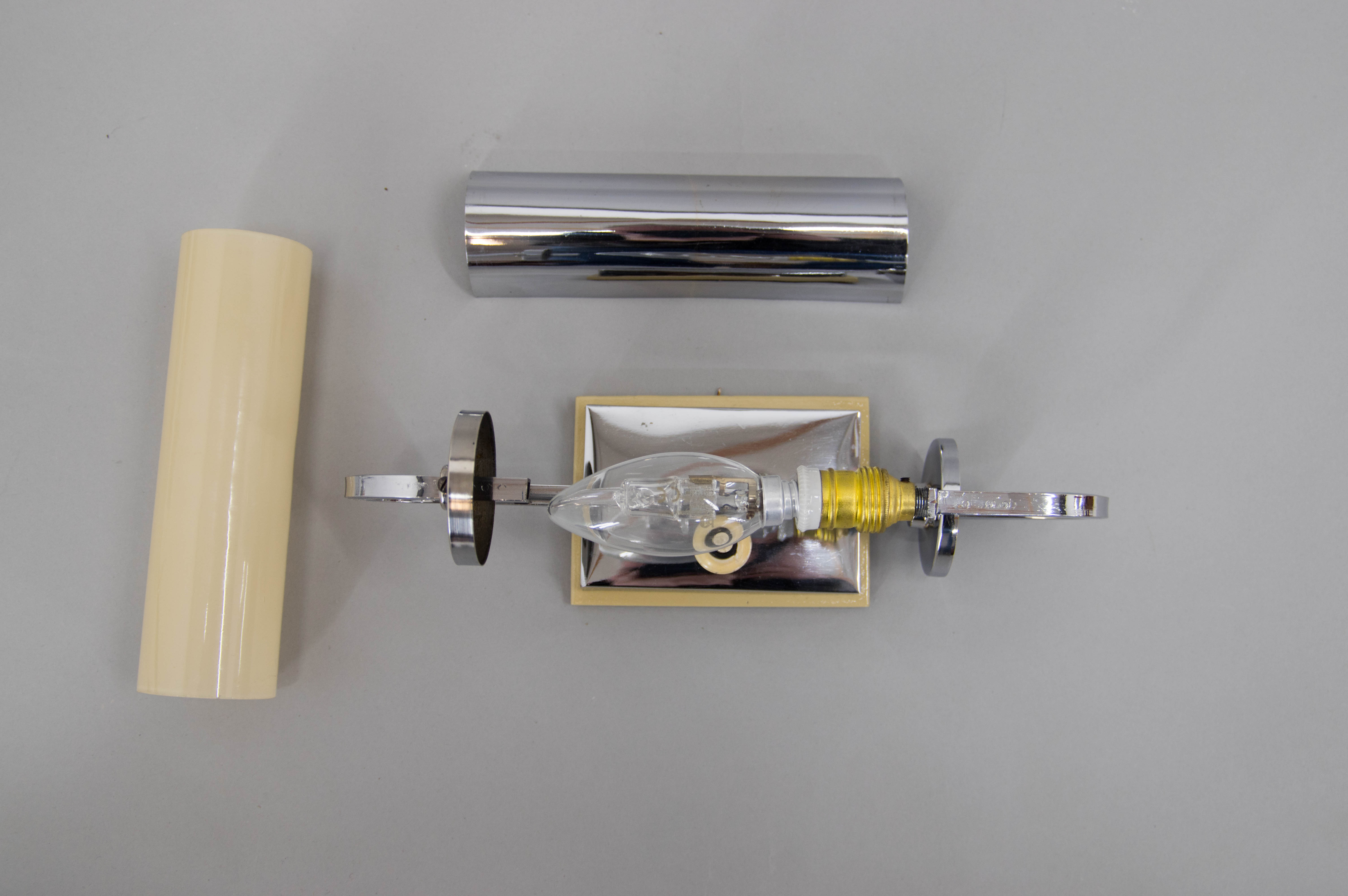Pair of functionalist wall lights, 1930s