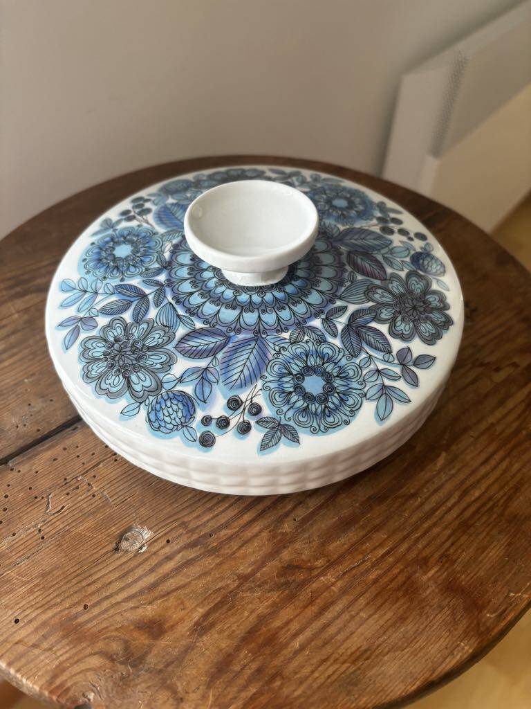 Sublime blue flower soup tureen, Spanish Pontesa porcelain