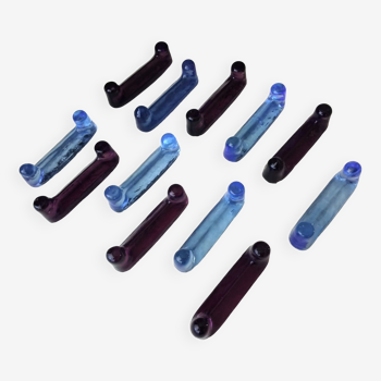 12 glass knive holders of 2 colors