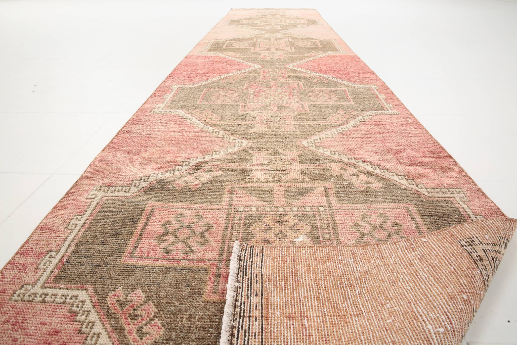 3x13 Vintage Red & Brown Classic Persian Runner Rug, 92x408Cm