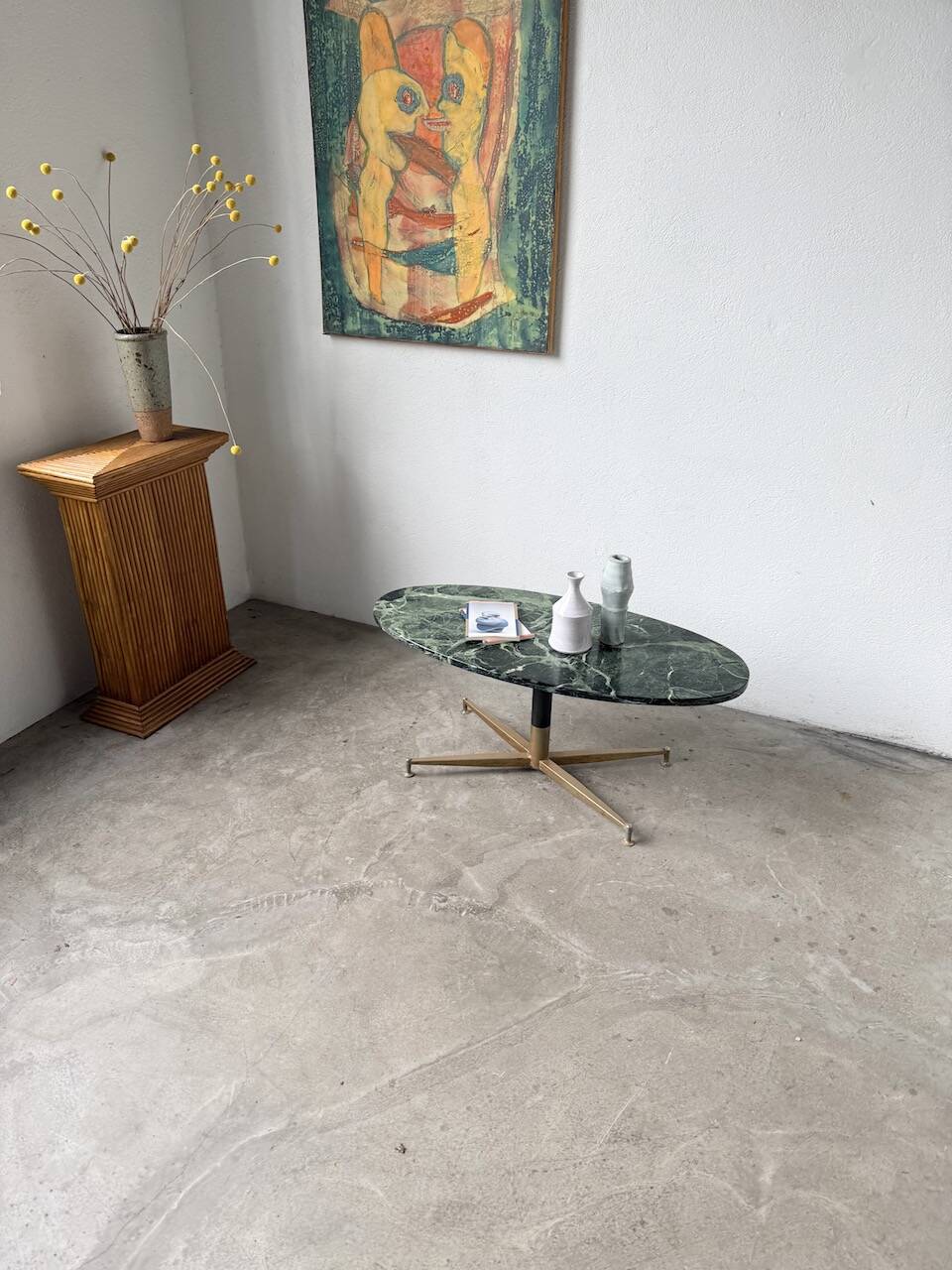 Table basse en marbre vert et laiton par Michel Kin pour Arflex