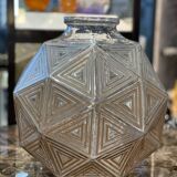 Vase Nanking created by René Lalique