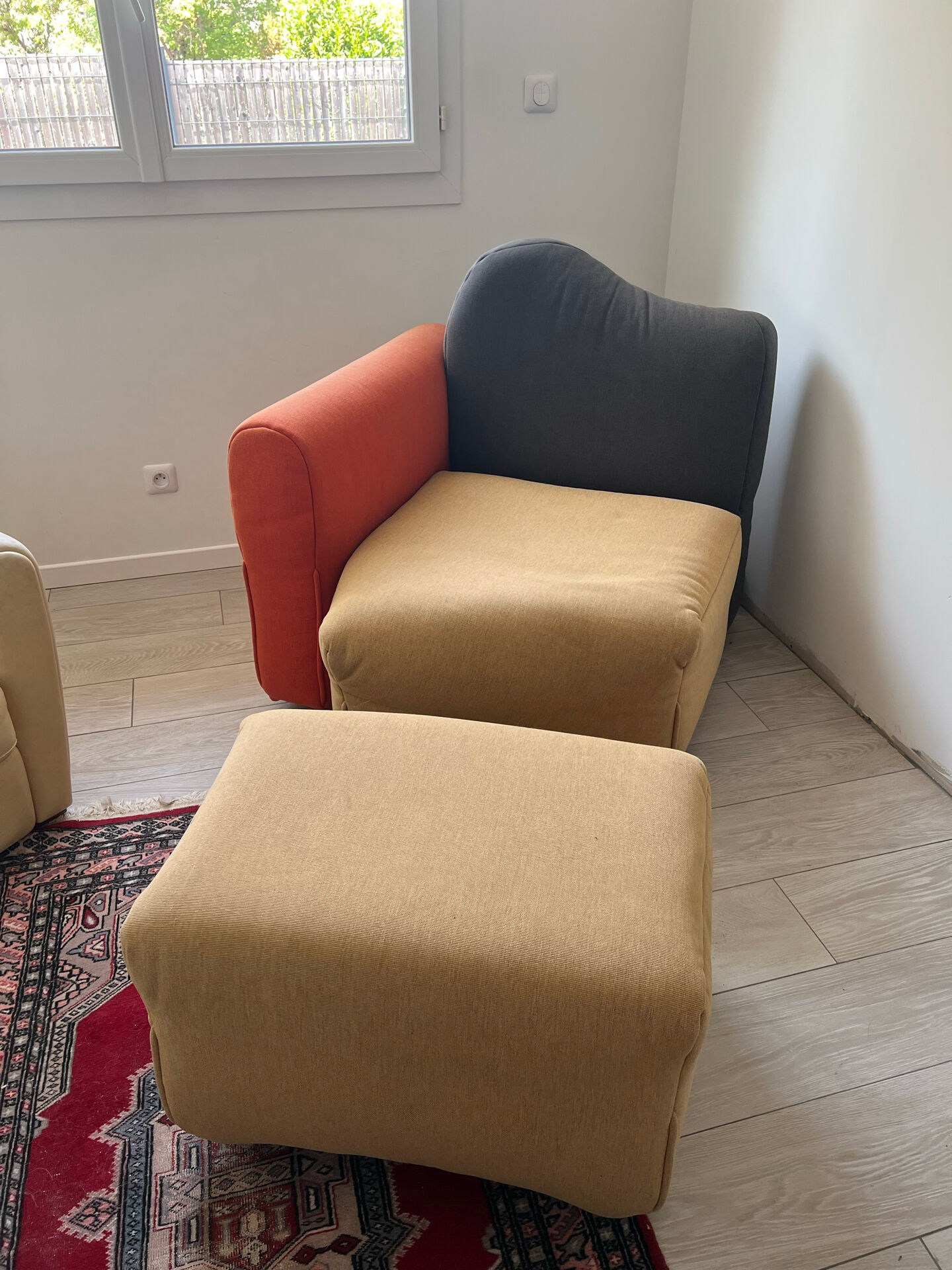 Fauteuil et pouf Cassina Cannaregio - Gaetano Pesce