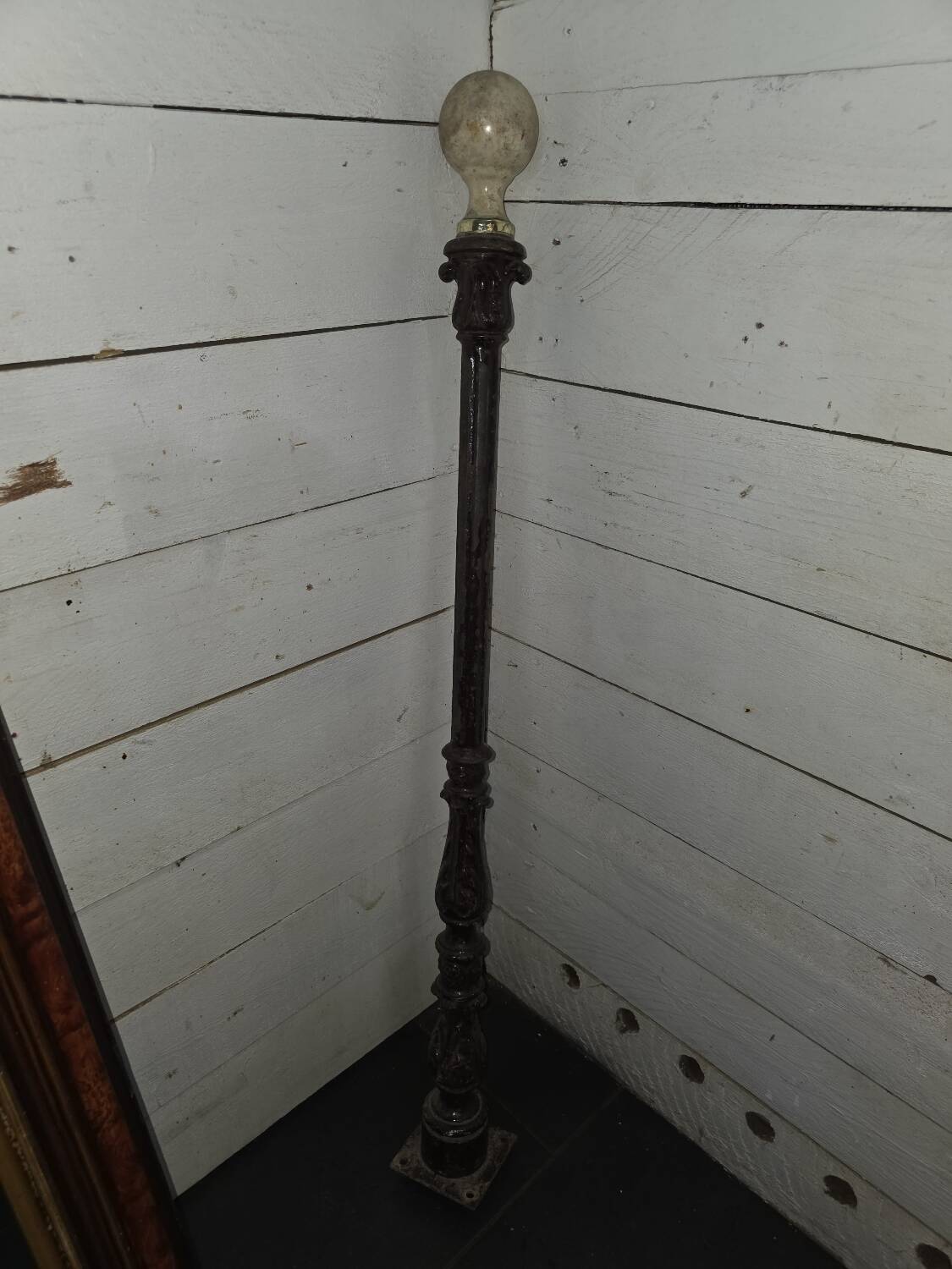 19th-century cast iron staircase landing