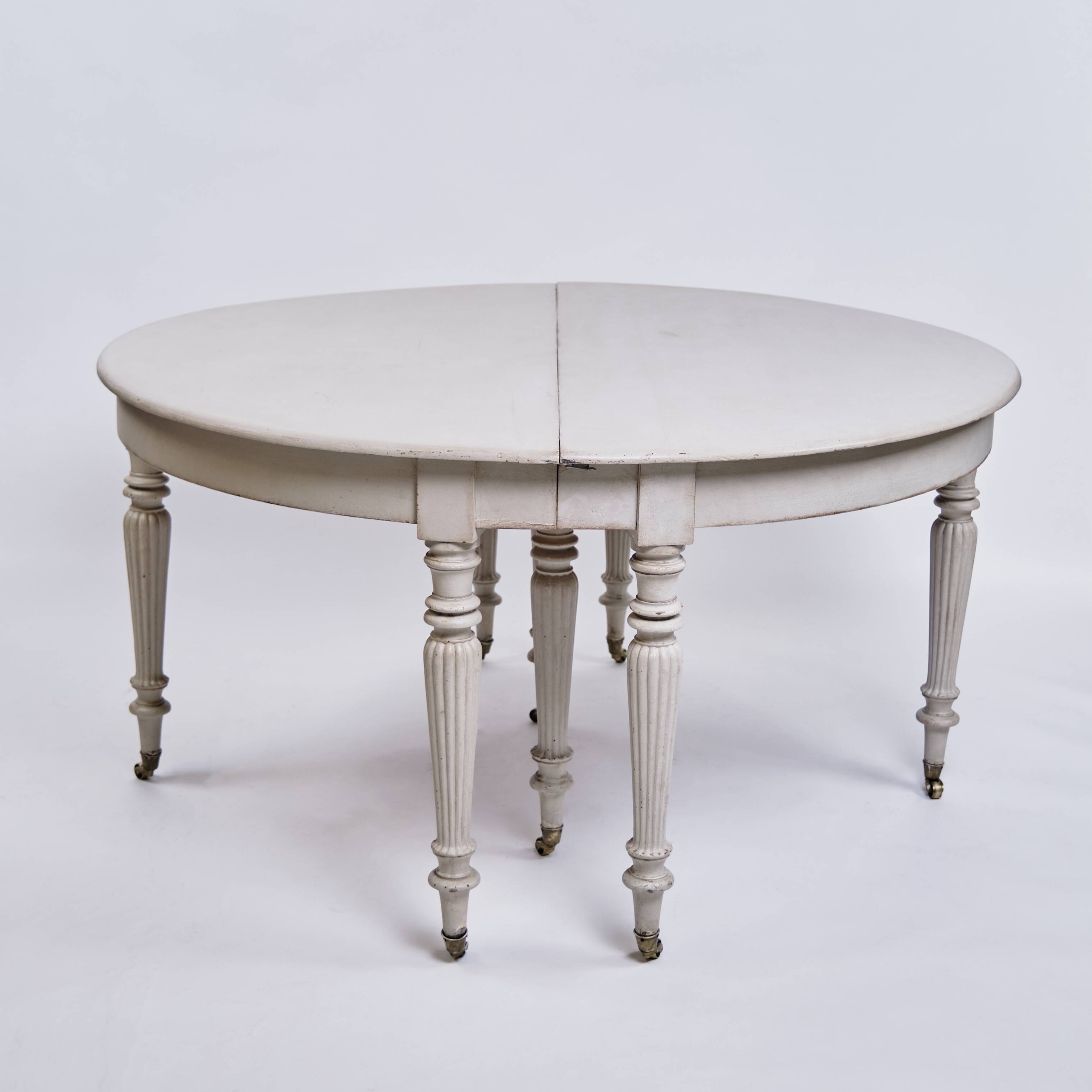 Round Dining Table - Gustavian Style - Gray Painted - Round Legs - Brass Wh