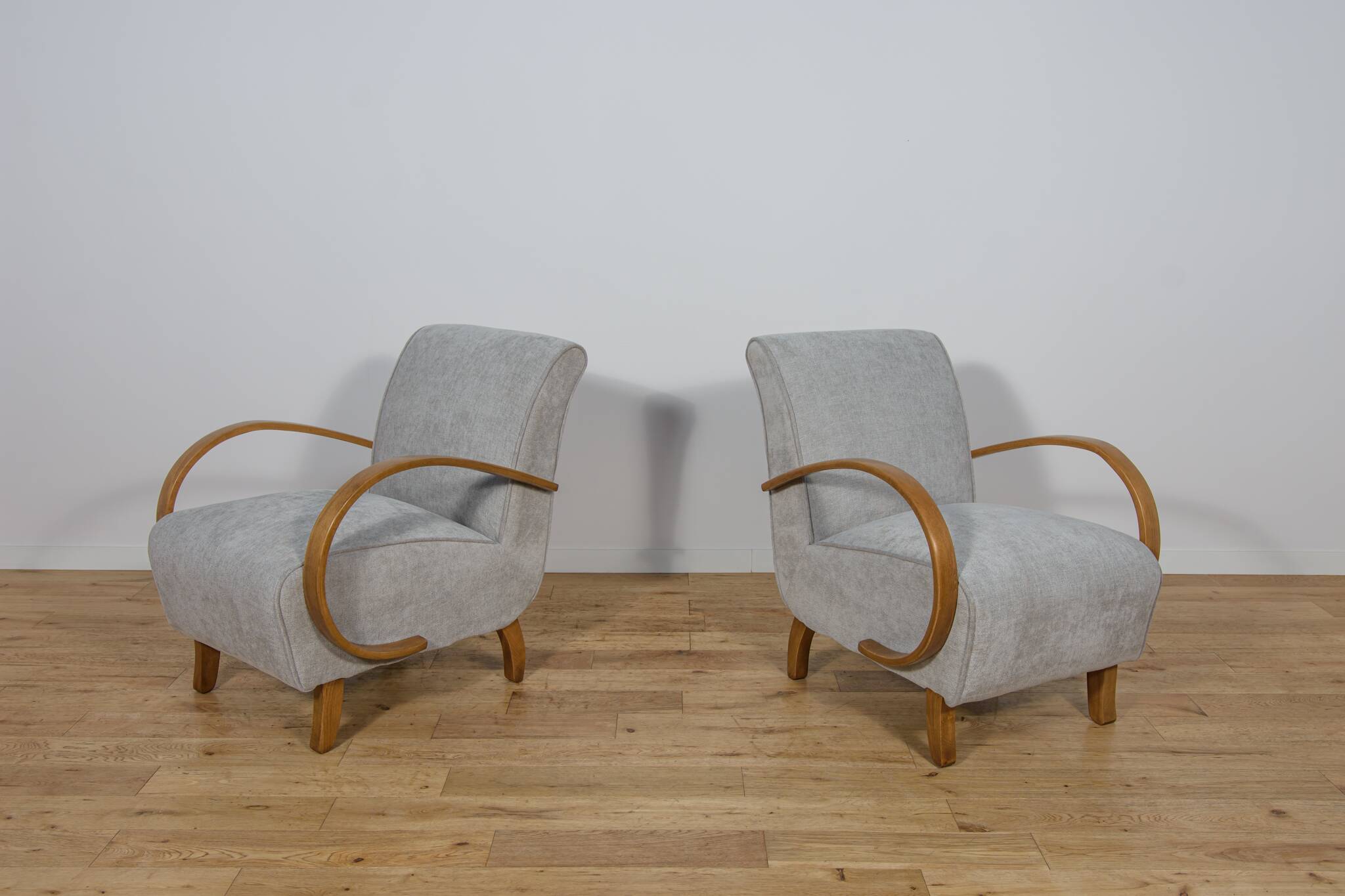Model 410 armchairs by Jindřich Halabala for Up Závody, 1930s, set of 2