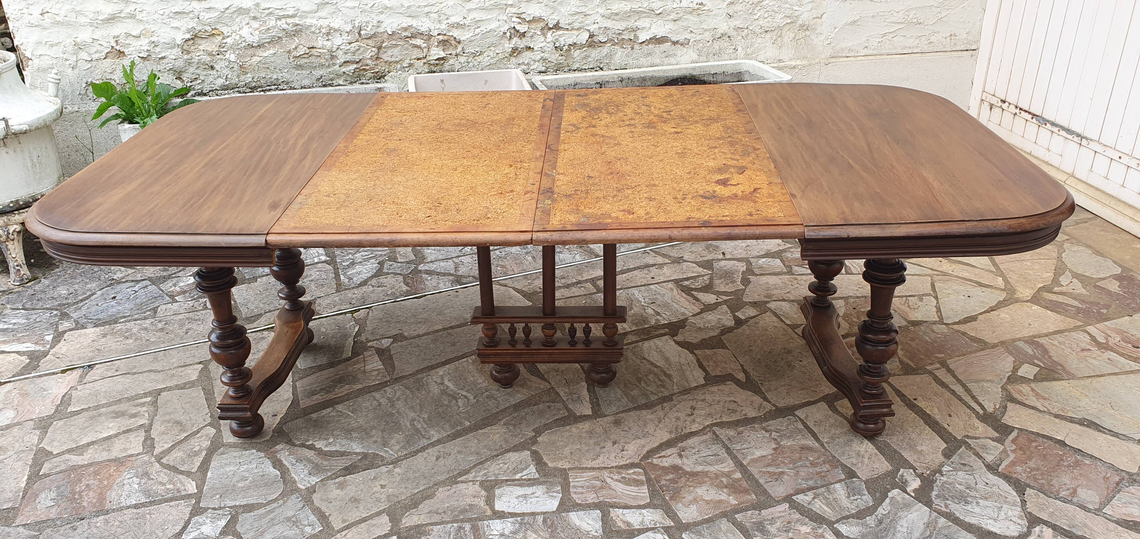 19th century Renaissance style extending table