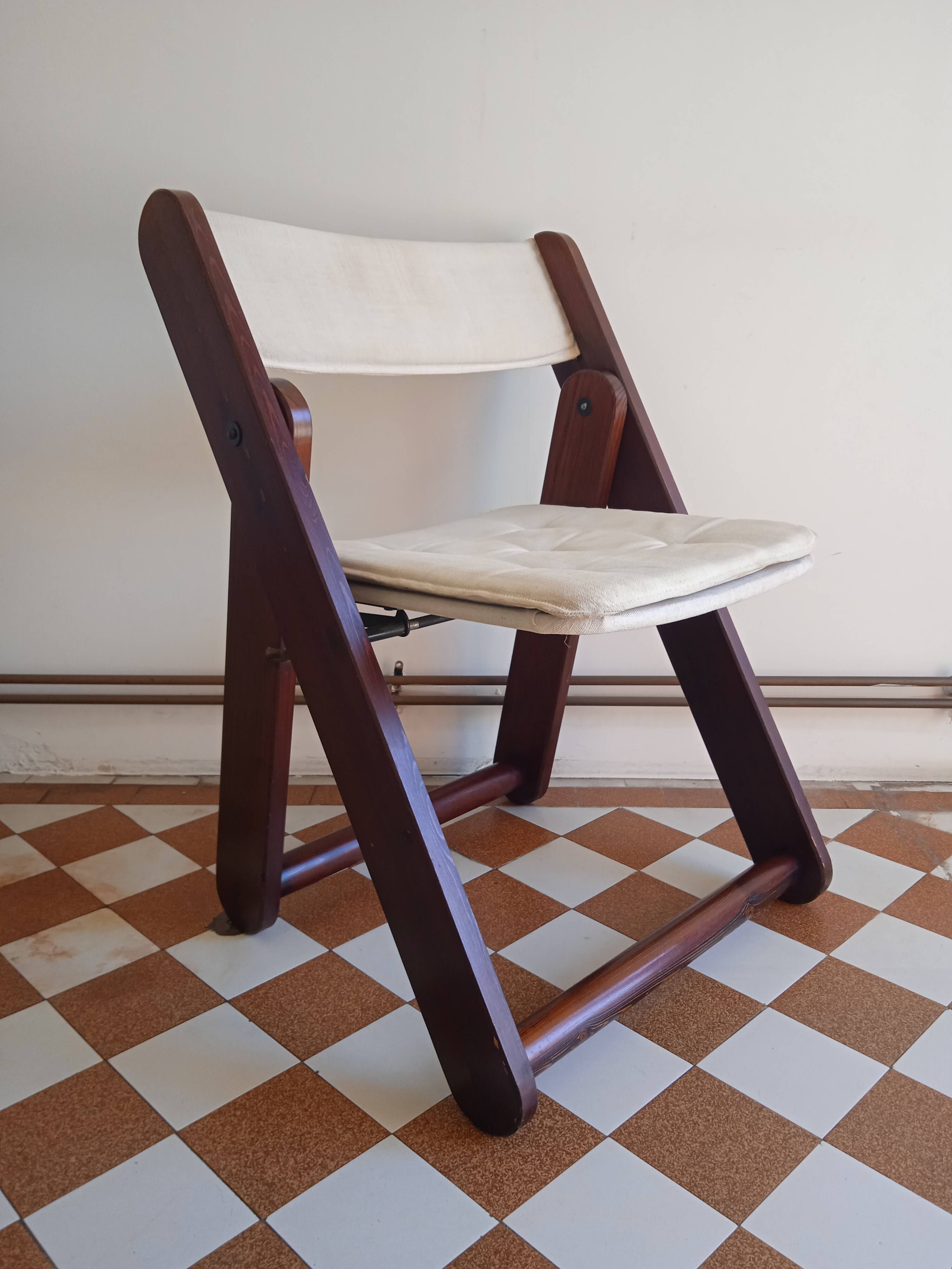 Set of 4 Kon-Tiki chairs