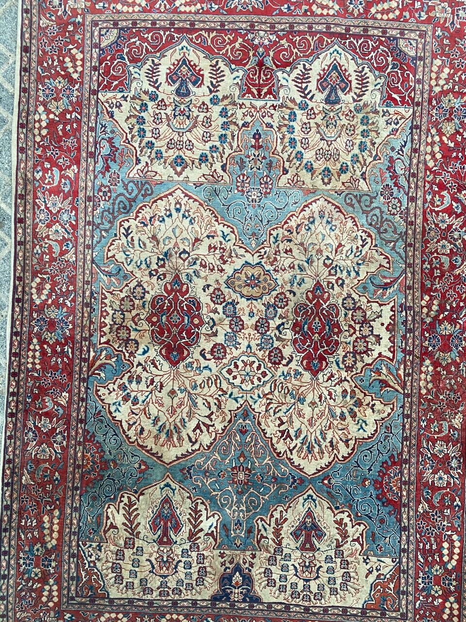 Sino Isfahan handmade carpet 134x208 cm