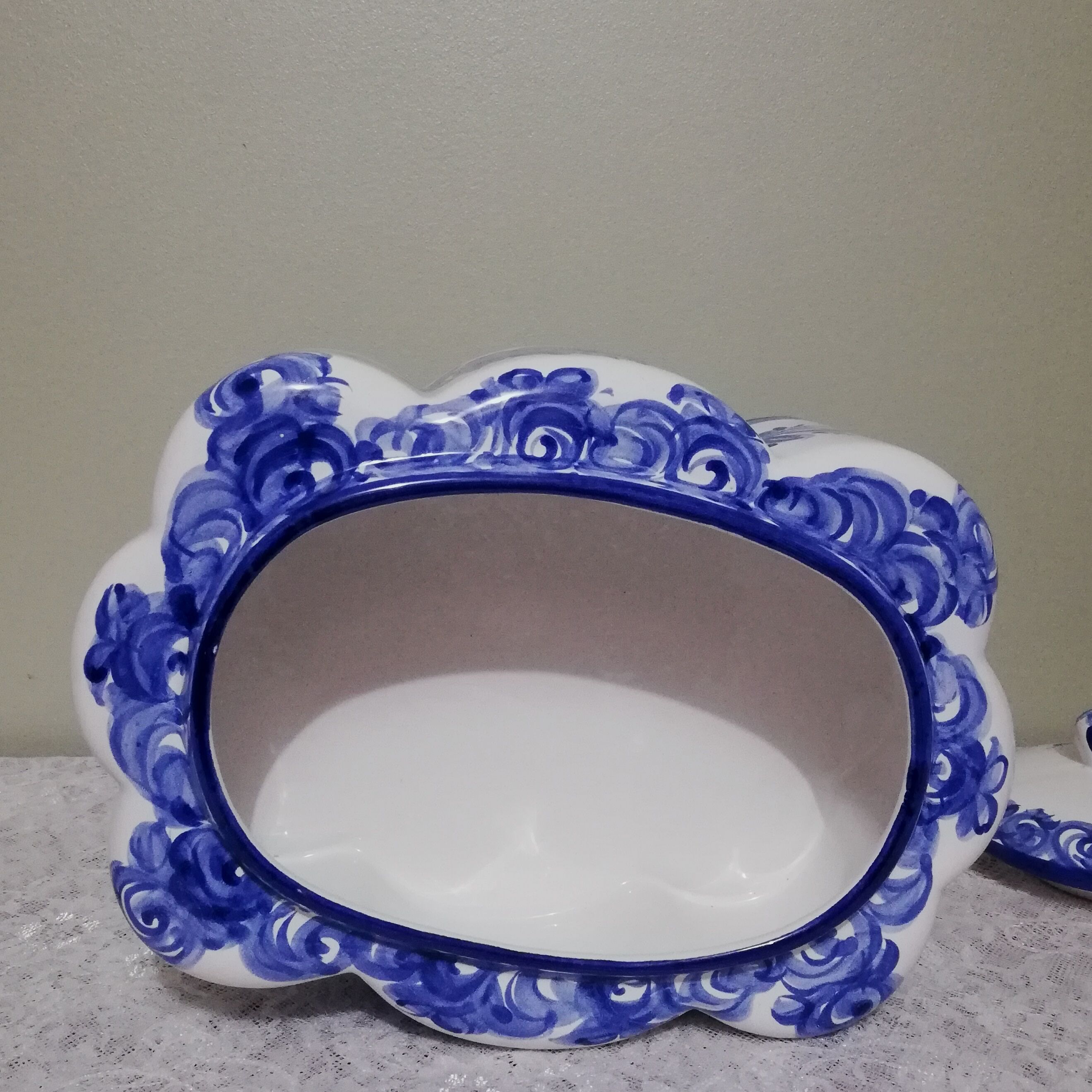Delft earthenware tureen