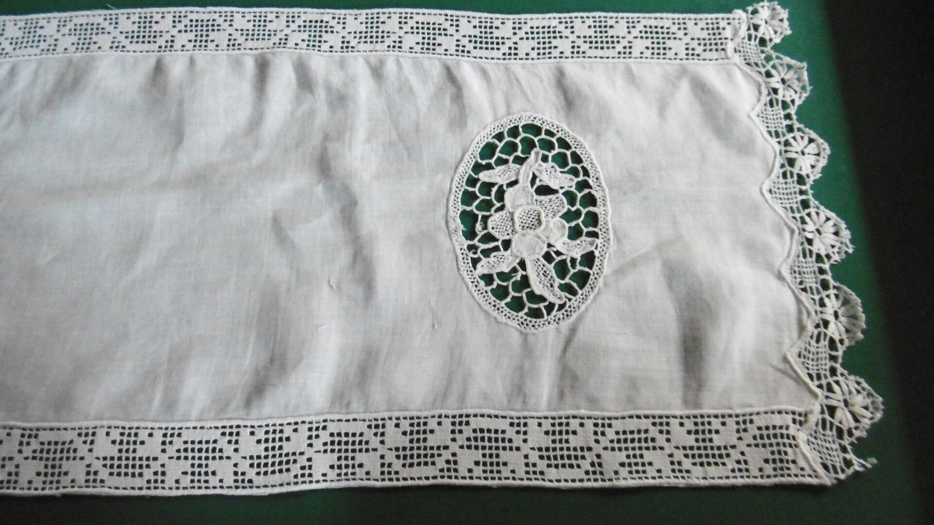 Table runner