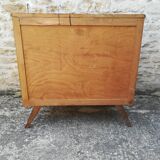 Vintage oak chest of drawers