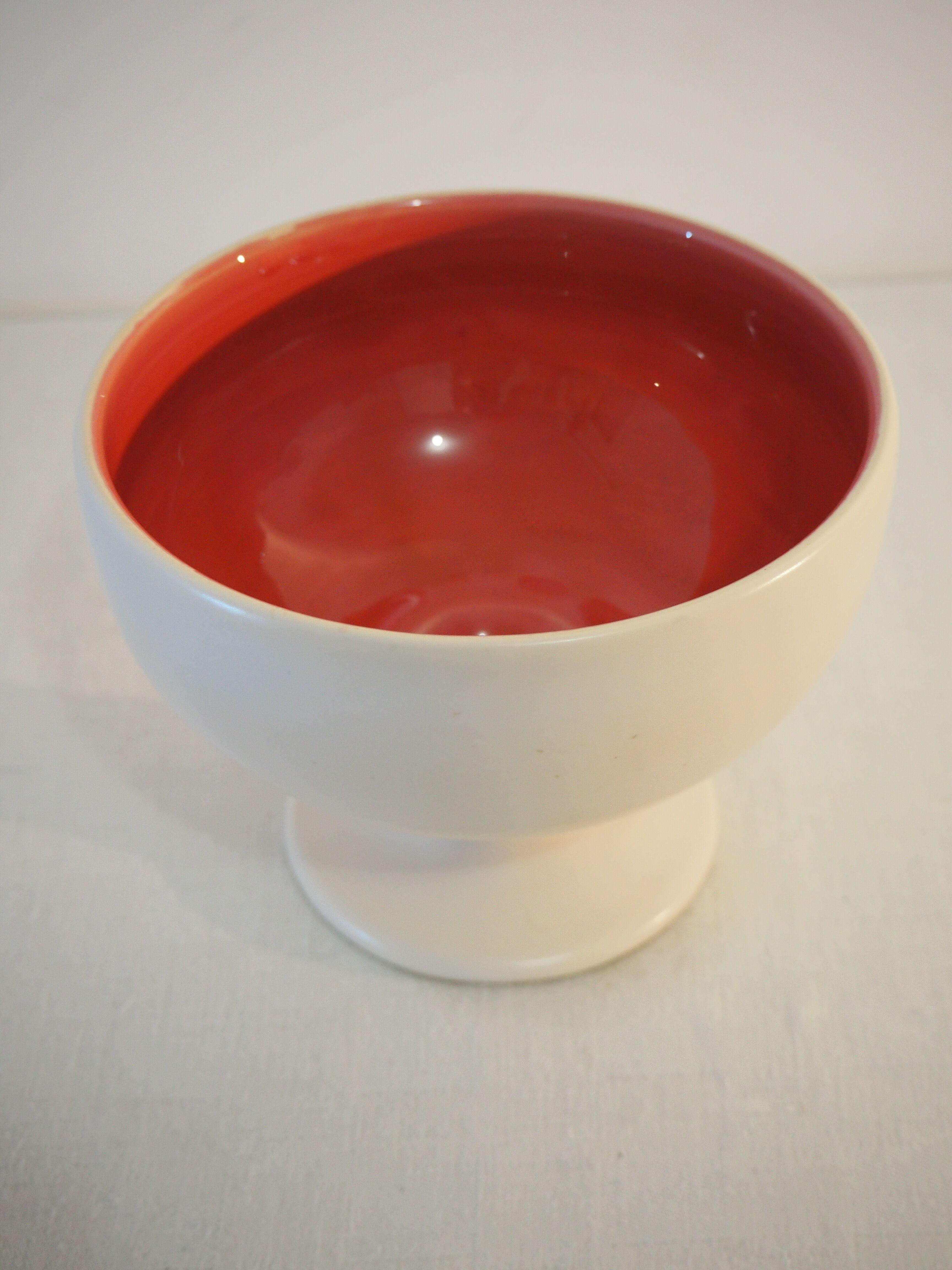 Ceramic cup 1950 white and pink