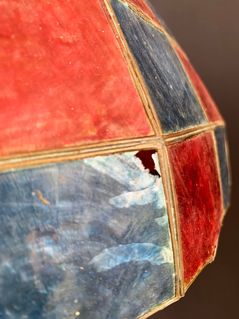 Mother-of-pearl and brass hanging lamp