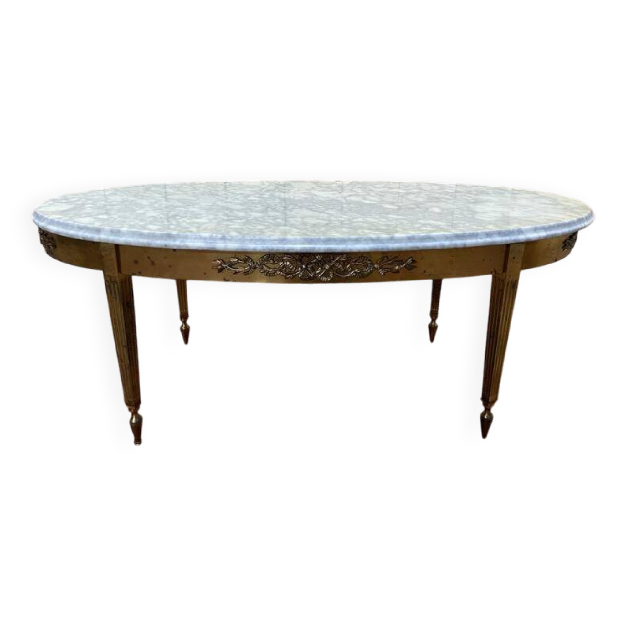 Table basse ovale de style Louis XVIen laiton et marbre