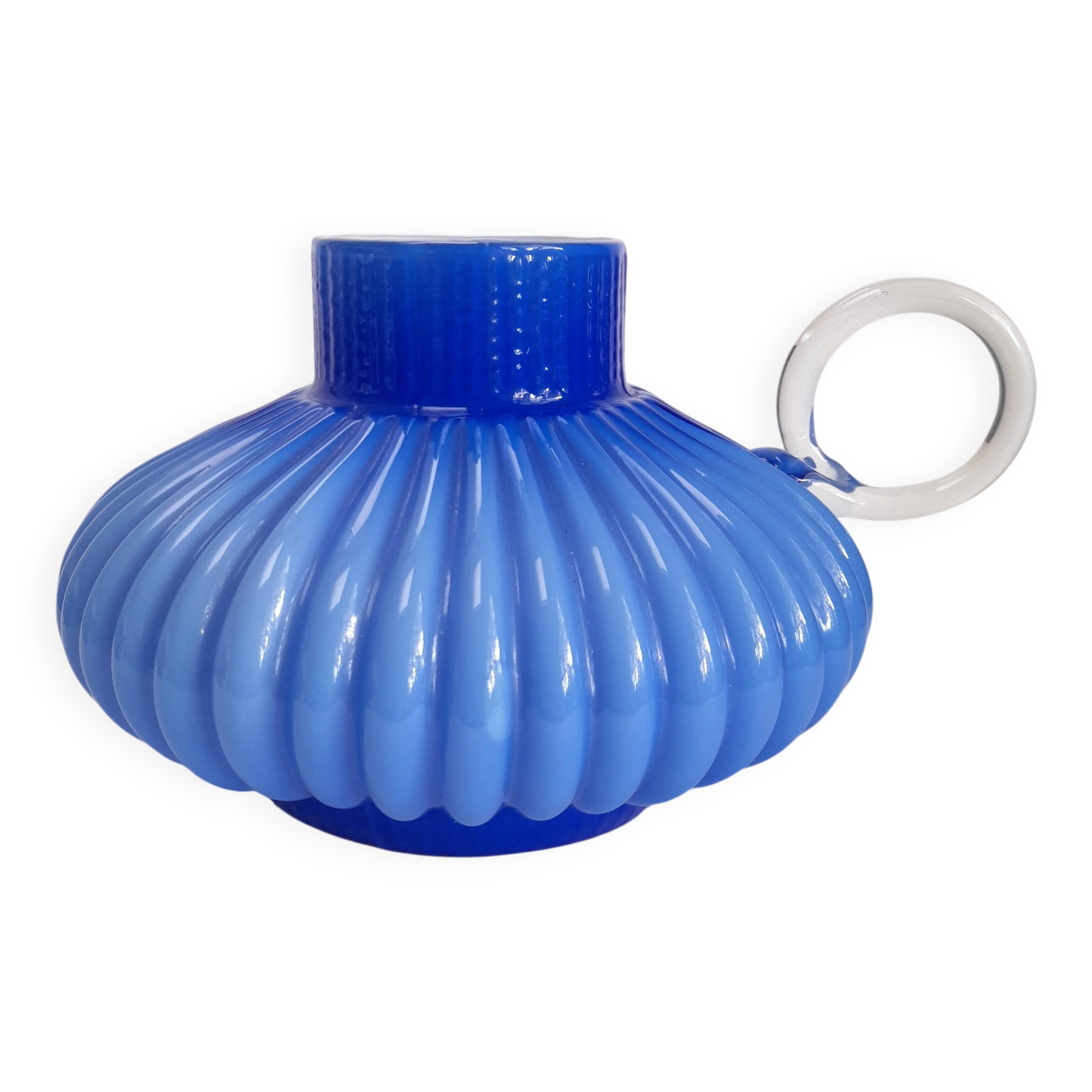 Blue opaline vase with a round handle
