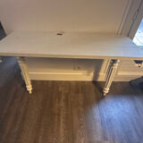 Vintage console in weathered white wood – Chic country style, tapered legs.